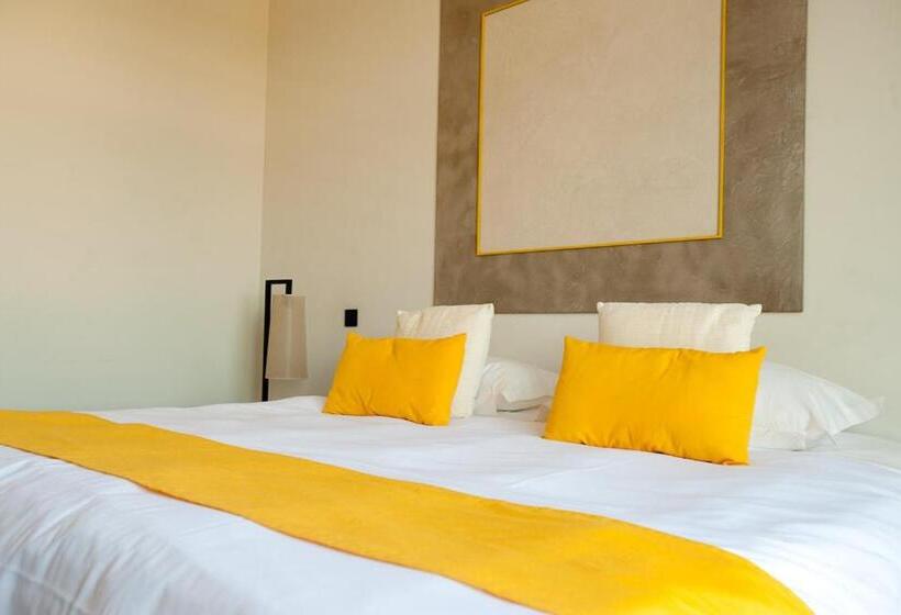 اتاق استاندارد, Miravillas