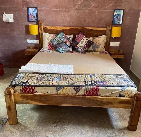 스탠다드 룸 킹사이즈 침대, Corsican Haveli