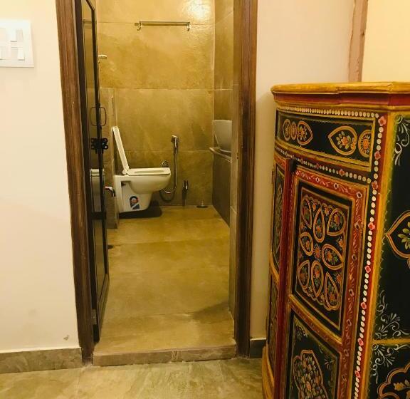 스탠다드 룸 킹사이즈 침대, Corsican Haveli
