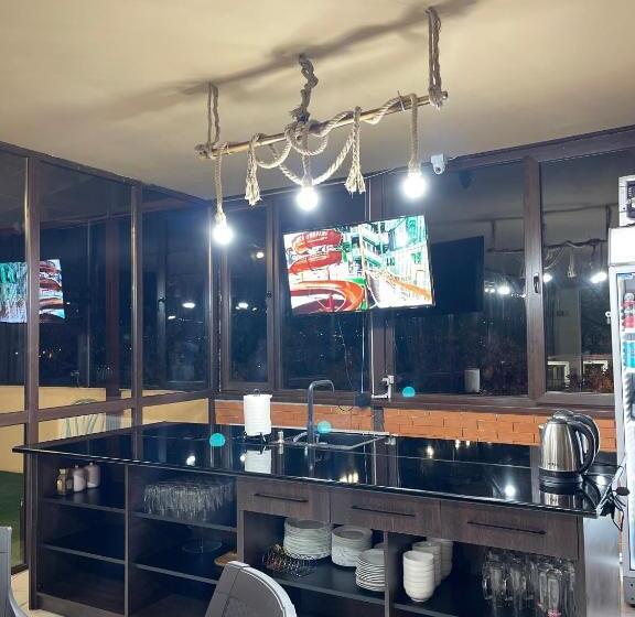 اتاق خانوادگی, Guest House Royal Comfort With Terrace