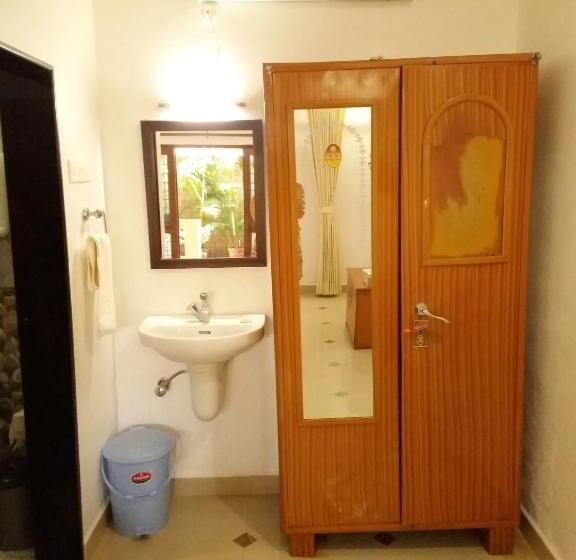 חדר סטנדרט עם מרפסת, Alba Rooms Palolem Rosebuds