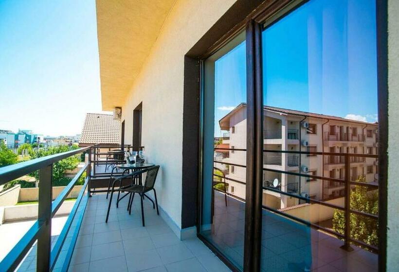 اتاق استاندارد با بالکن, Casa Roma