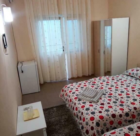 اتاق استاندارد سه نفره, Vila Alexandru