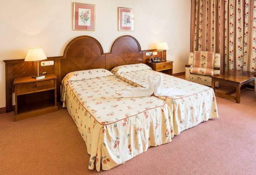 Номер Стандарт Трехместный, Complejo Blue Sea Puerto Resort Compuesto Por Hotel Canarife y Bonanza Palace