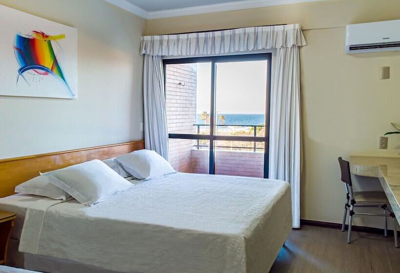 اتاق استاندارد سه تخته با بالکن, Golden Beach