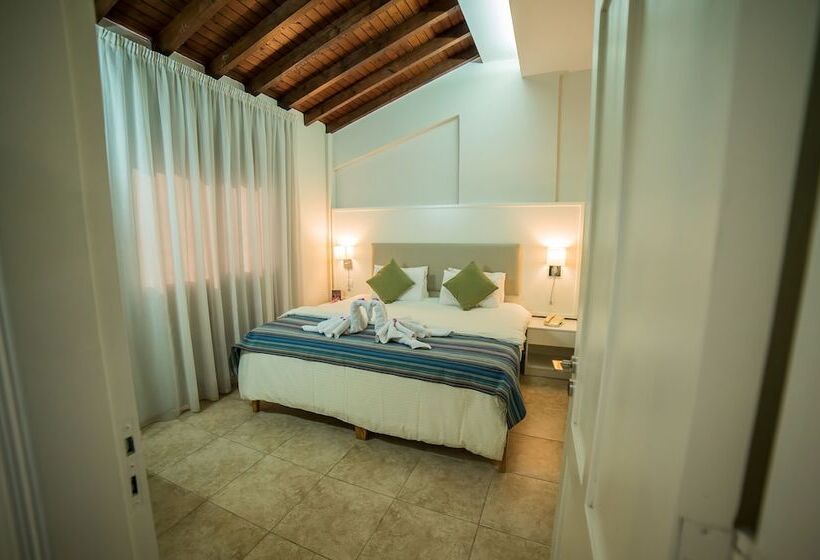 Апартаменты 1 Спальня Вид на Море, Myroandrou Beach Hotel Apartments