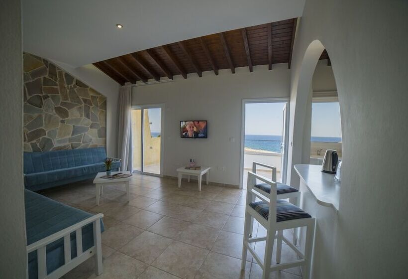 Апартаменты 1 Спальня Вид на Море, Myroandrou Beach Hotel Apartments