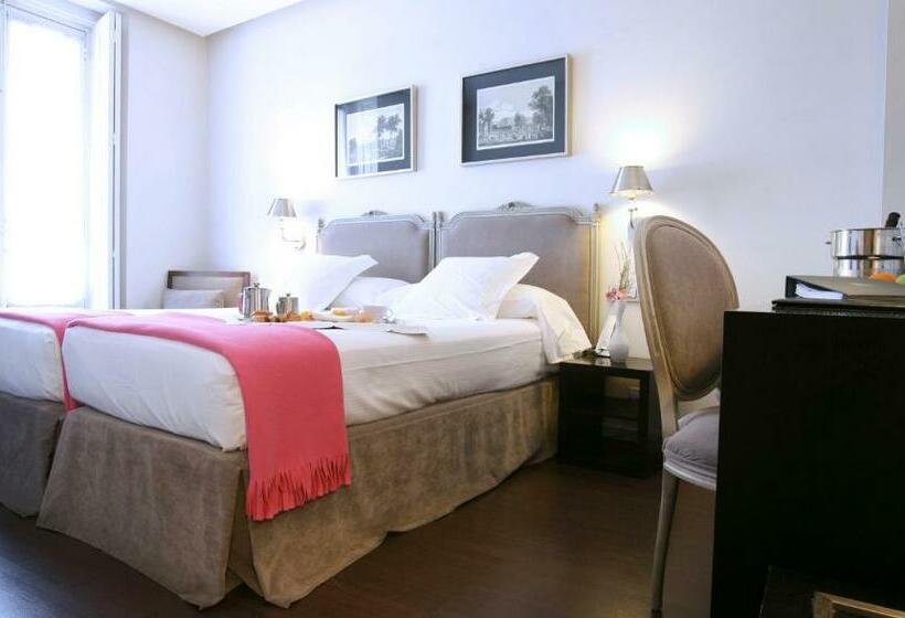 Habitación Estándar, Meninas  Boutique Opera