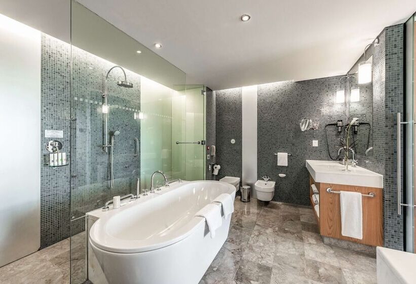 Президентский Люкс, Swissotel Krasnye Holmy Moscow