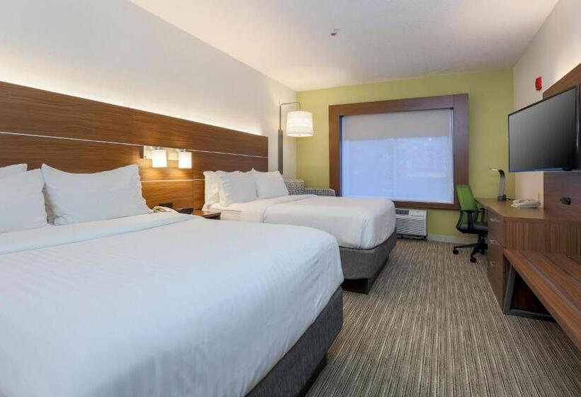 Номер Стандарт Адаптированный для Инвалидов, Holiday Inn Express Irondequoit, An Ihg
