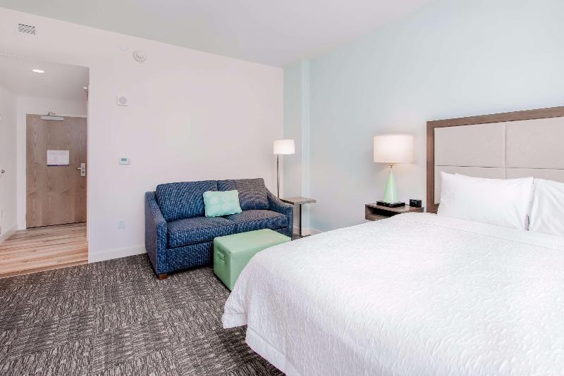 适合残疾人使用的标准间, Tilt Hotel Universal Hollywood, Ascend Hotel Collection