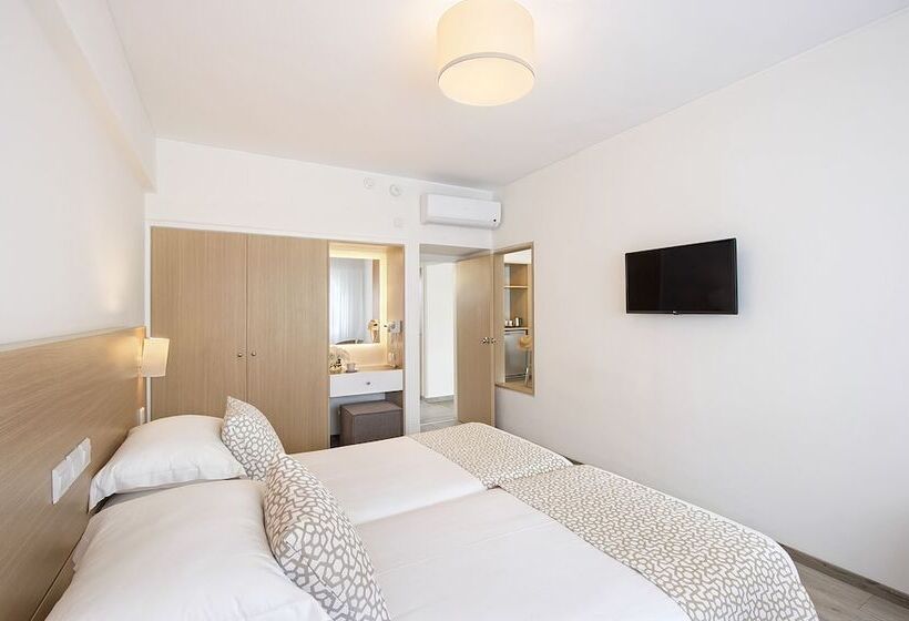 اتاق لوکس با چشم‌انداز استخر, Sofianna Resort & Spa