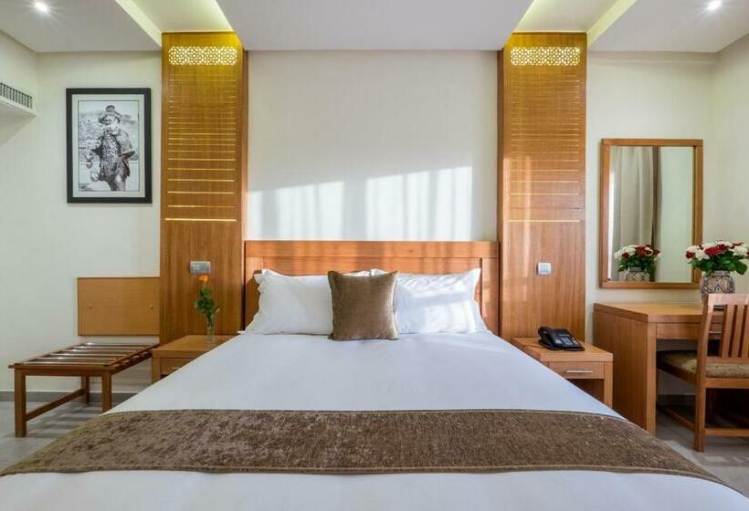 اتاق استاندارد سه نفره, Ayoub & Spa