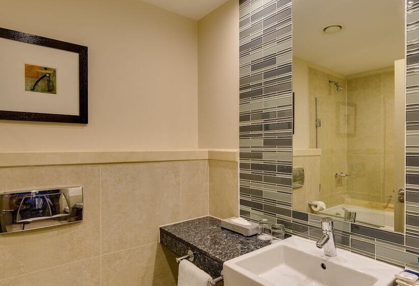 Апартаменты 1 Спальня с Видом, Protea Hotel By Marriott Cape Town North Wharf
