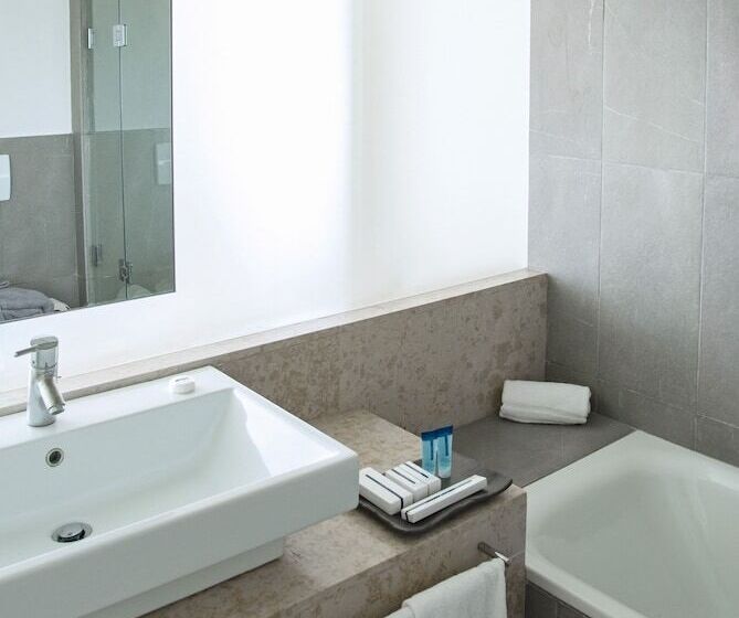 Семейный Номер, Smy Aran Blu Roma Mare