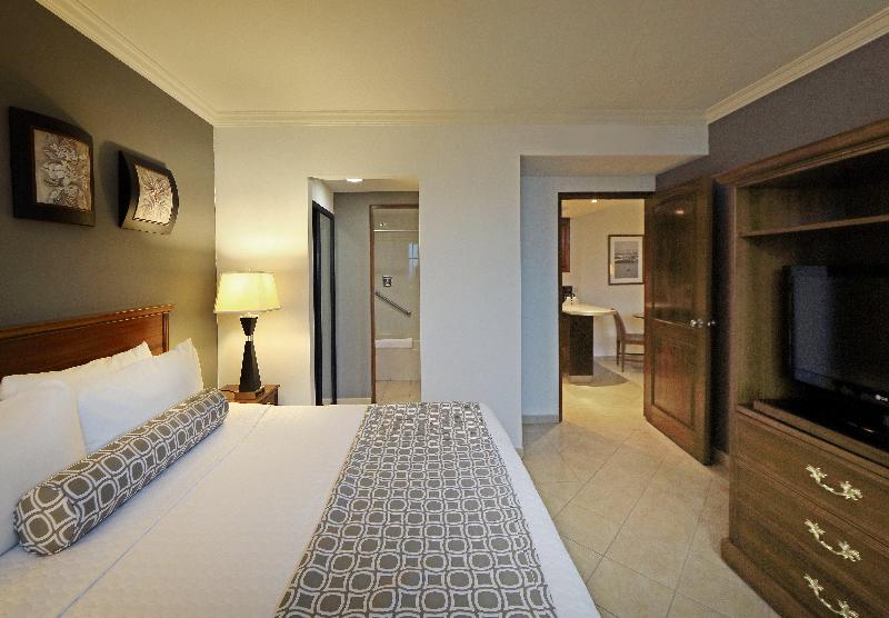 جناح سرير كينج, Crowne Plaza Panama, An Ihg