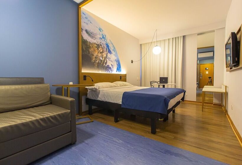 标准间带双人床, Euro Suite Curitiba Batel