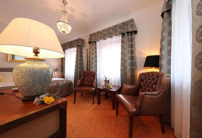 Номер Премиум, The Lakeside   Burghotel Zu Strausberg