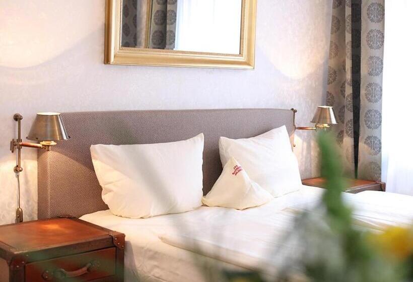 Индивидуальный Номер Классика, The Lakeside   Burghotel Zu Strausberg