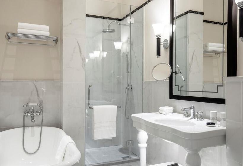 Номер Стандарт, Raffles Grand Hotel D Angkor