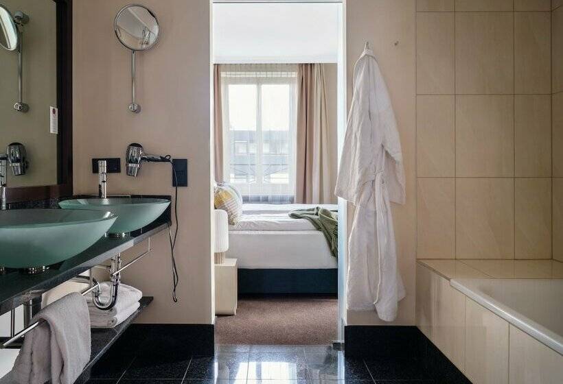 Люкс, Flemings Hotel München Schwabing