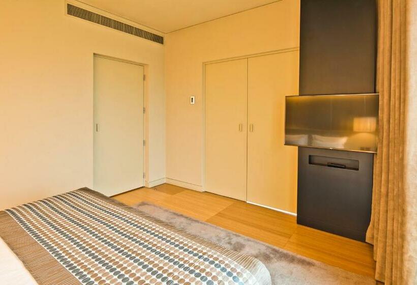 سوییت اجرایی, Golden Tulip Sao Joao Da Madeira