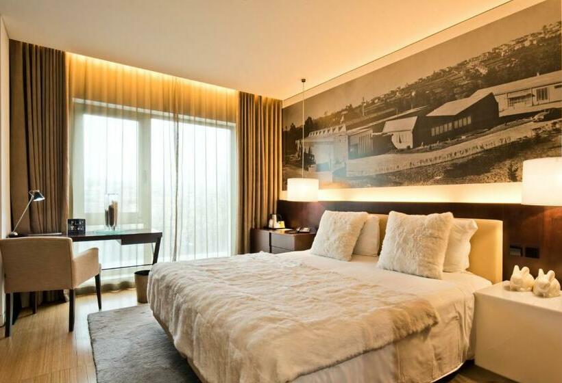 اتاق سوپریور, Golden Tulip Sao Joao Da Madeira