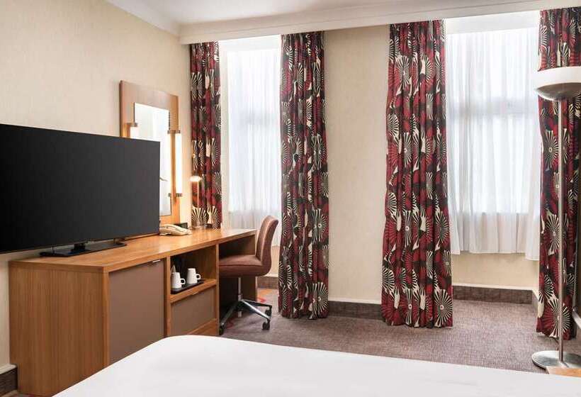 디럭스 룸, Hilton Dublin Airport