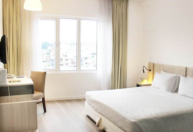 اتاق پرمیوم, Liberty Hotel Saigon Greenview