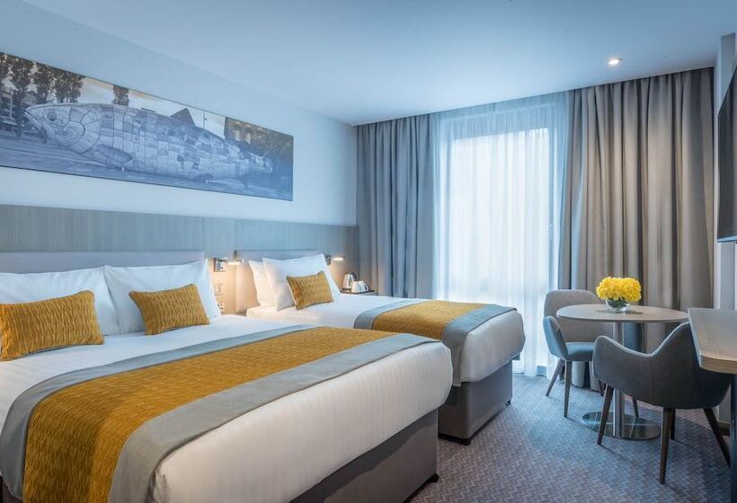 스탠다드 트리플 룸, Maldron Hotel Smithfield Dublin City