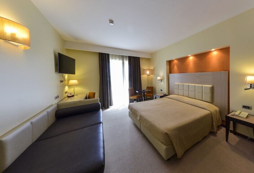 اتاق سوپریور, Grand Hotel Olimpo
