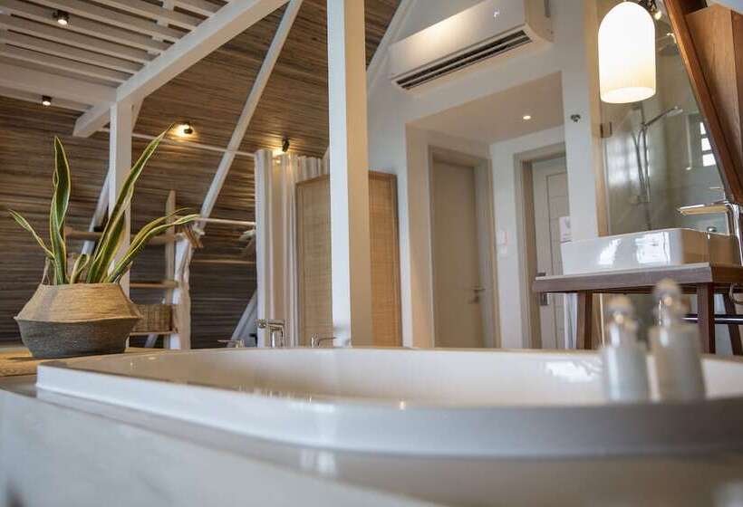 Полулюкс Вид на Море, Preskil Island Resort