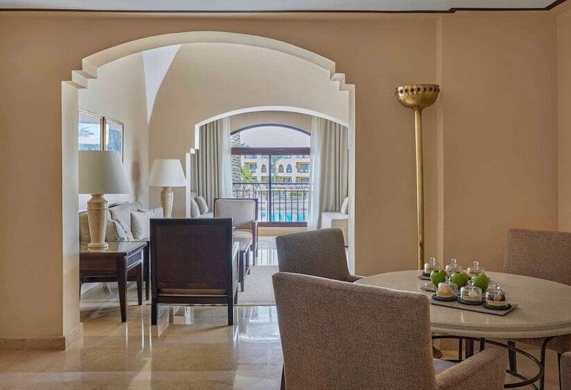 سوییت جونیور, Jaz Lamaya Resort