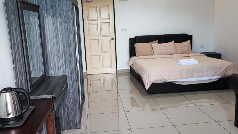 اتاق استاندارد با چشم‌انداز کوهستان, Cameron Highlands Resort