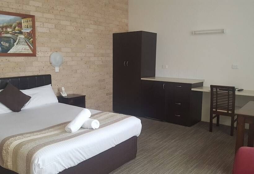 수피리어 룸 퀸 침대, Sanctuary Resort Motor Inn