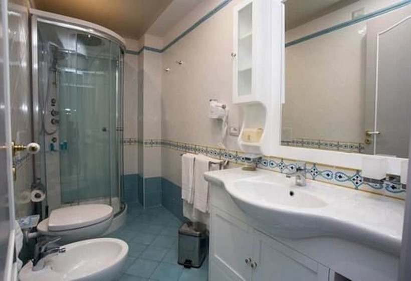 Номер Стандарт Трехместный, Tritone Lipari