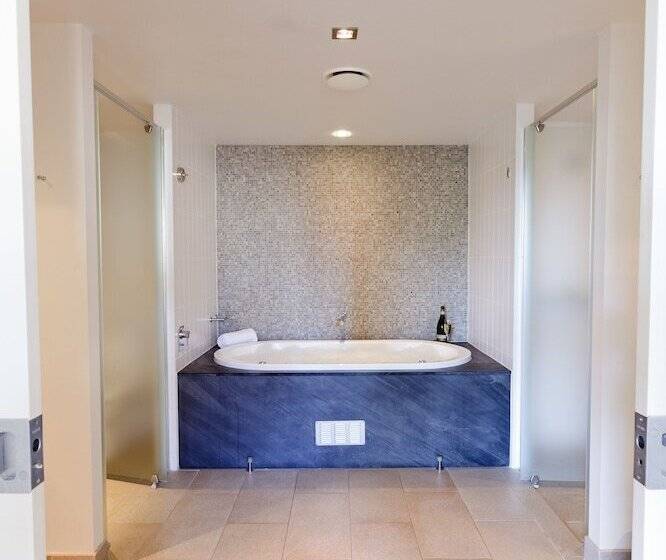 Апартаменты 2 Спальни, Pullman Palm Cove Sea Temple Resort & Spa