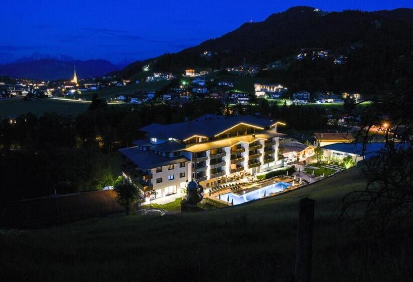 Номер Стандарт с Балконом, Familienhotel Christoph