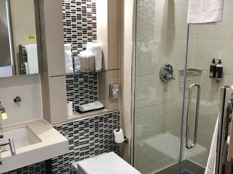 اتاق کلاسیک, The Continental Hotel Heathrow