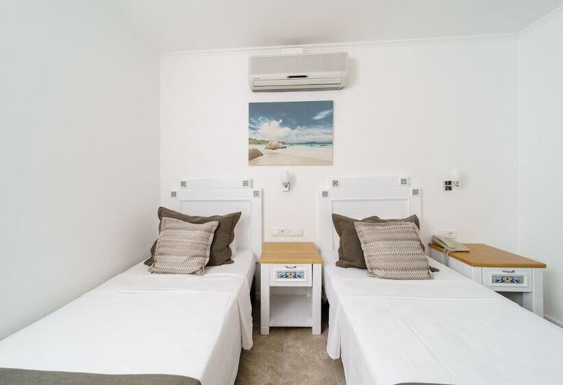 Номер Стандарт, Costa Sariyaz Hotel Bodrum