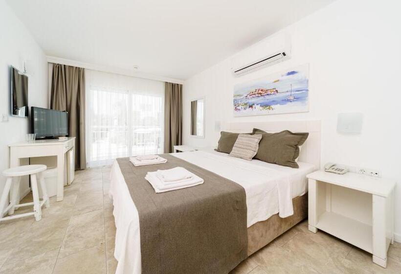 Номер Superior, Costa Sariyaz Hotel Bodrum