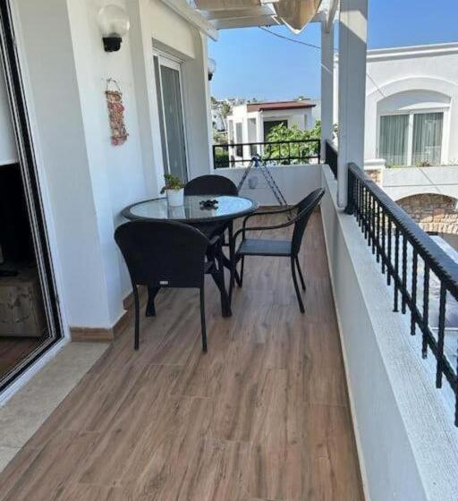 Апартаменты 1 Спальня с Террасой, Costa Sariyaz Hotel Bodrum