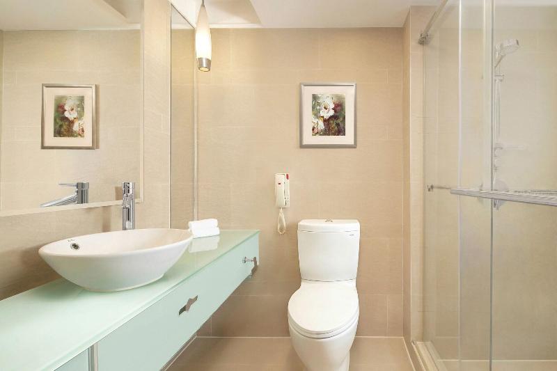 스탠다드 룸 킹사이즈 침대, Four Points By Sheraton Shanghai, Pudong