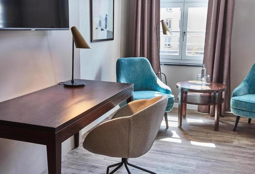 Номер Superior, Steigenberger Hotel De Saxe
