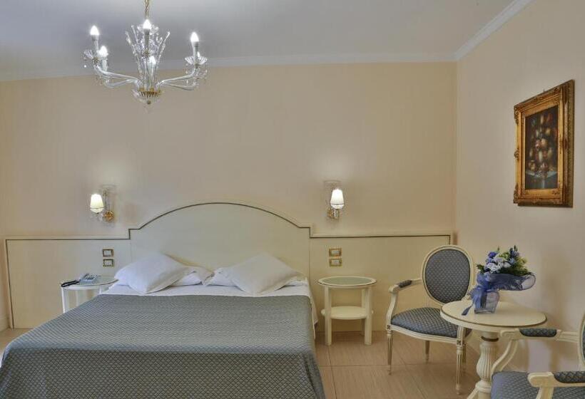Номер Deluxe с Видом, Globus, Sure Hotel Collection By Best Western