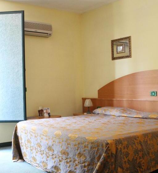 Номер Economy, Ascot Lodging