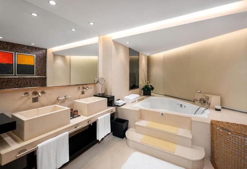Президентский Люкс, Jianguo Hotel Guangzhou