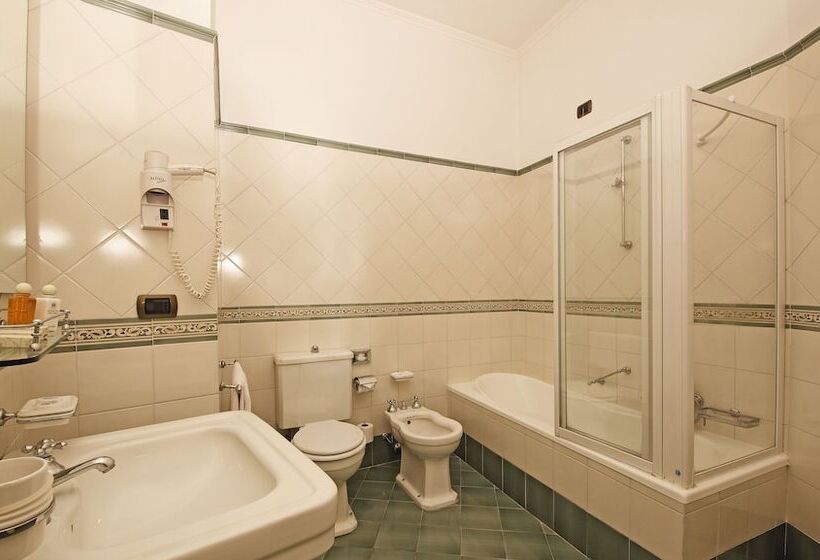Классический Номер, Savoy Palace
