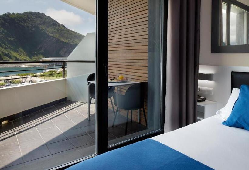 ベーシックルーム, & Thalasso Villa Antilla   Habitaciones Con Terraza   Thalasso Incluida