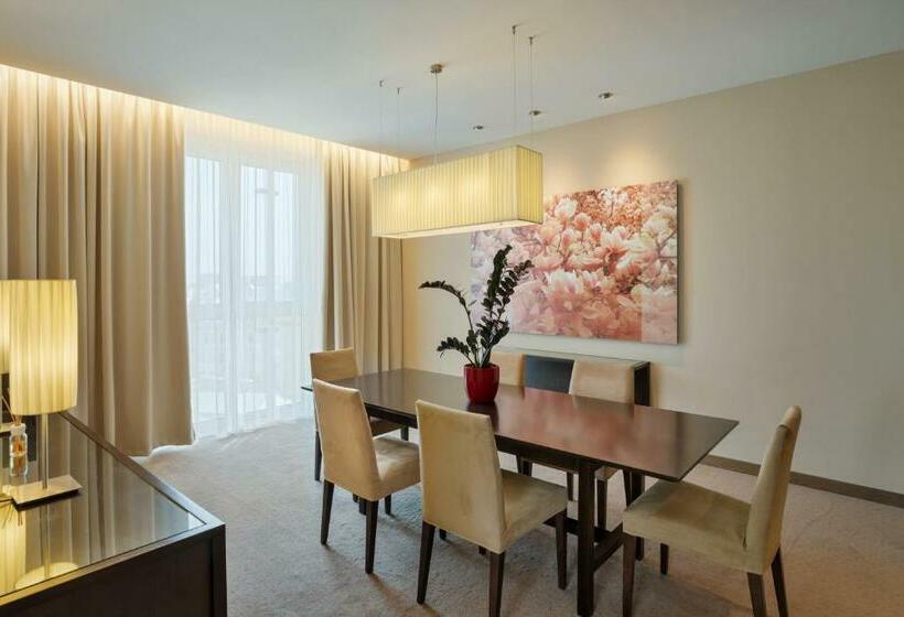 스위트, Austria Trend Hotel Savoyen Vienna   4 Stars Superior